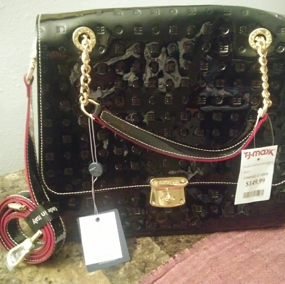 Arcadia Italian Patent SV leather bag